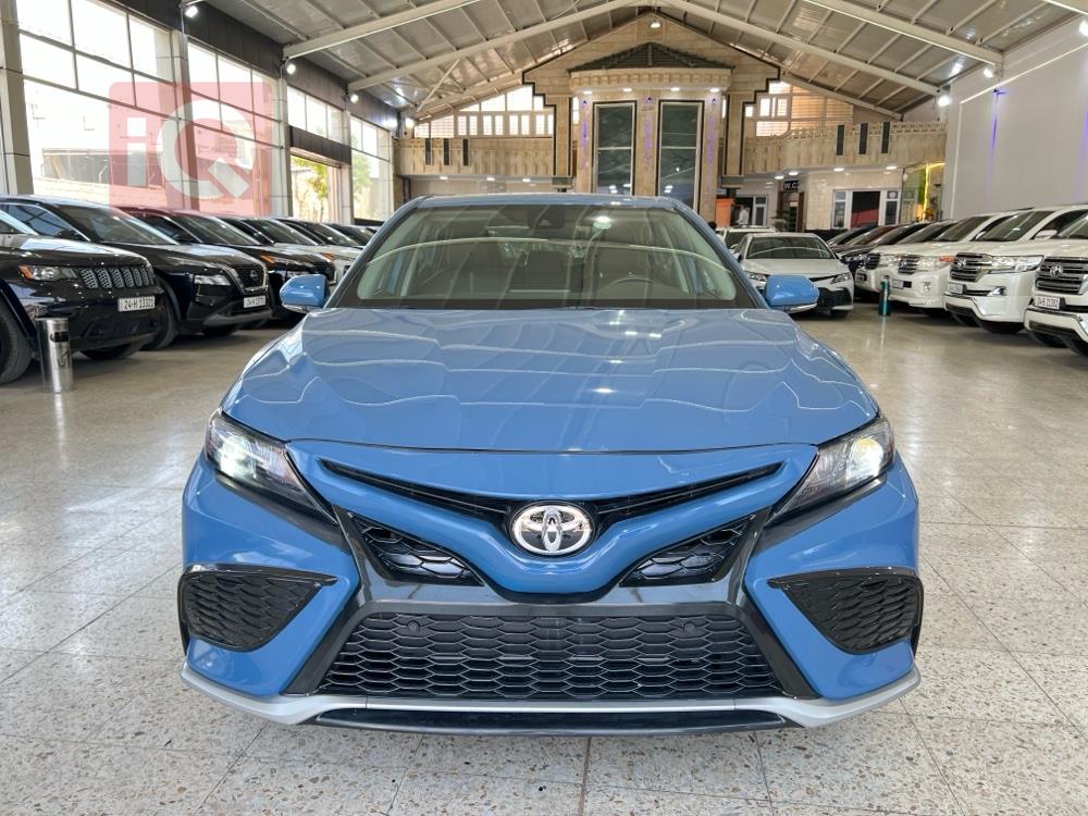 تۆیۆتا کامری